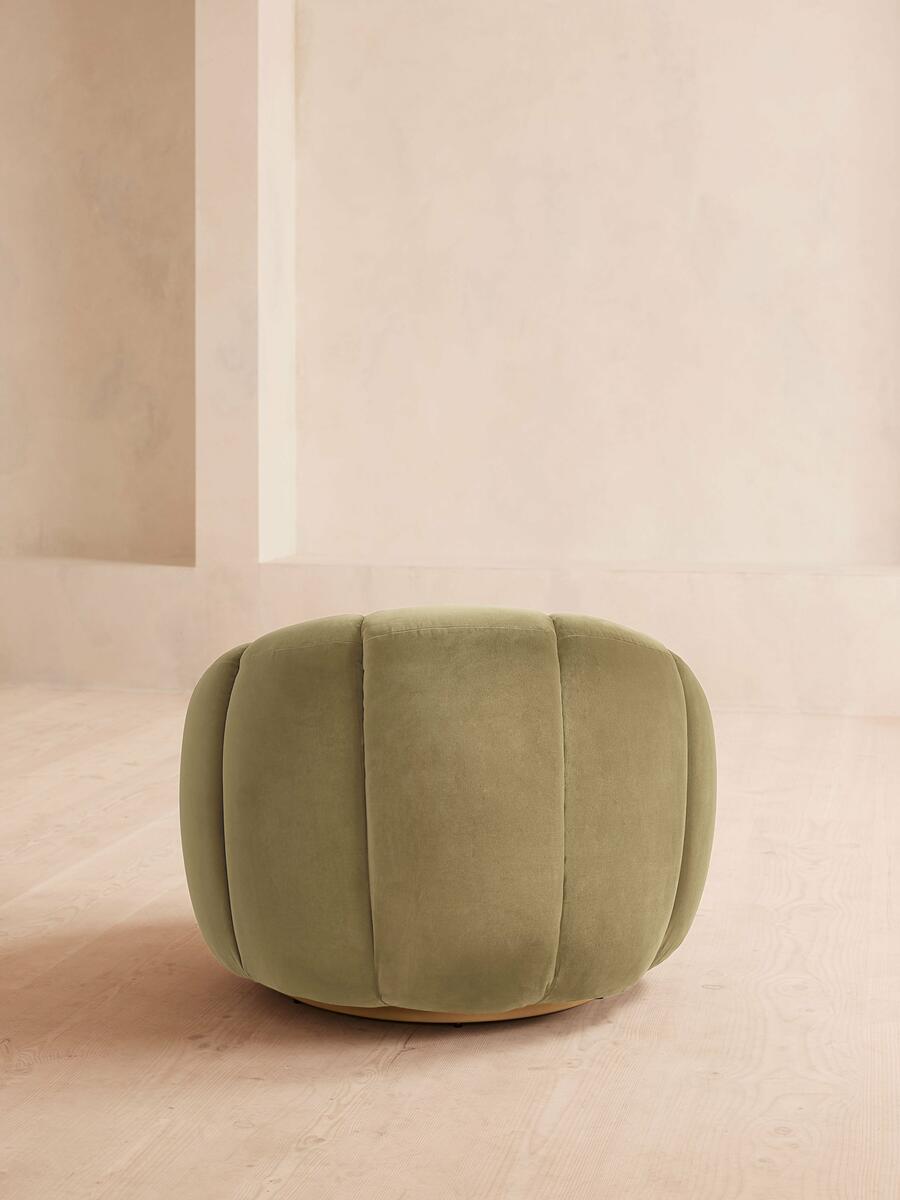 Garret Armchair - Velvet - Lichen - Images - Image 4