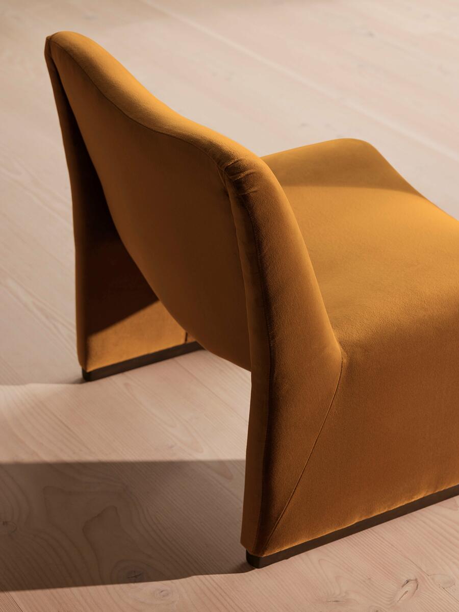 Lovett Armchair - Velvet - Mustard - Images - Image 6