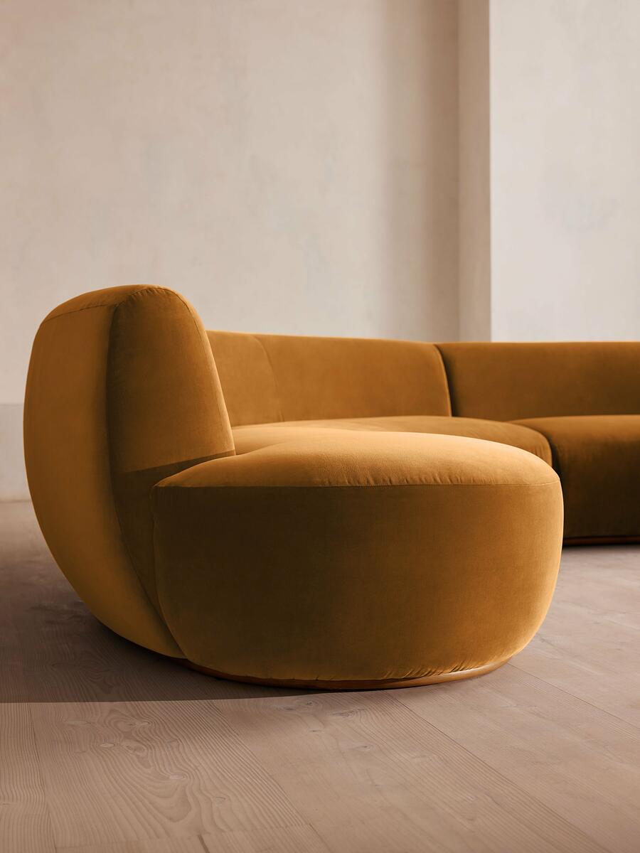 Aline Serpentine Modular Sofa - Four Seater - Mustard Velvet - Images - Image 5