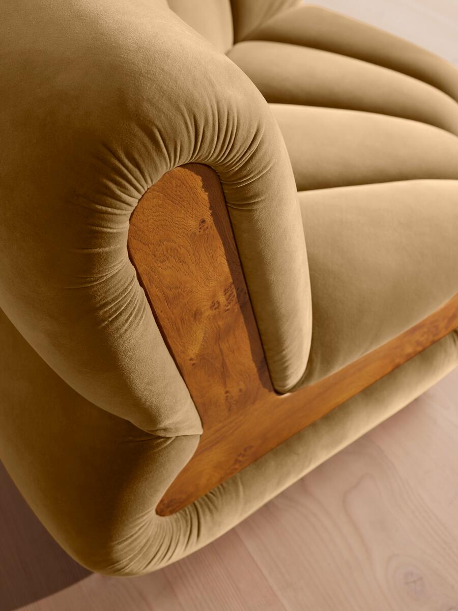 Noelle Modular Curved Armchair - Velvet Camel - Images - Image 7