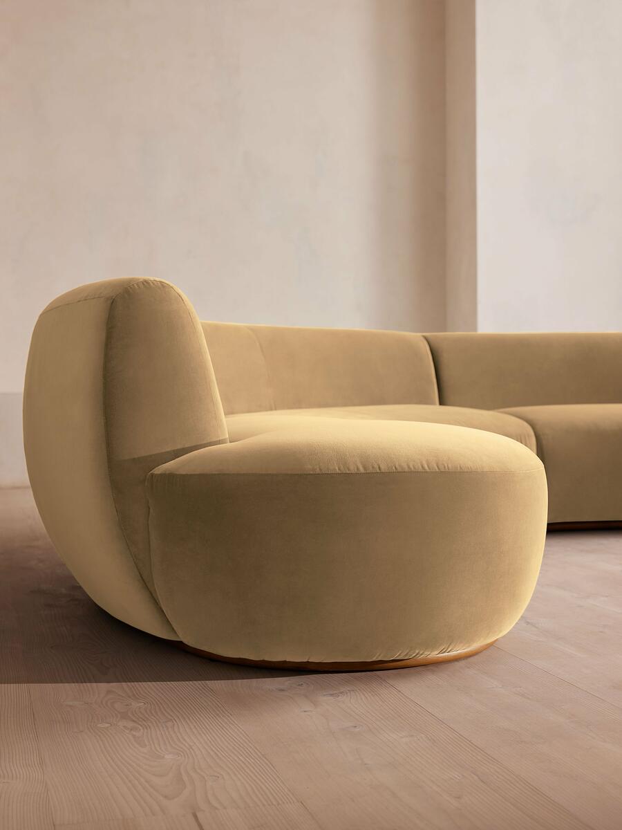 Aline Serpentine Modular Sofa - Four Seater - Camel Velvet - Images - Image 5