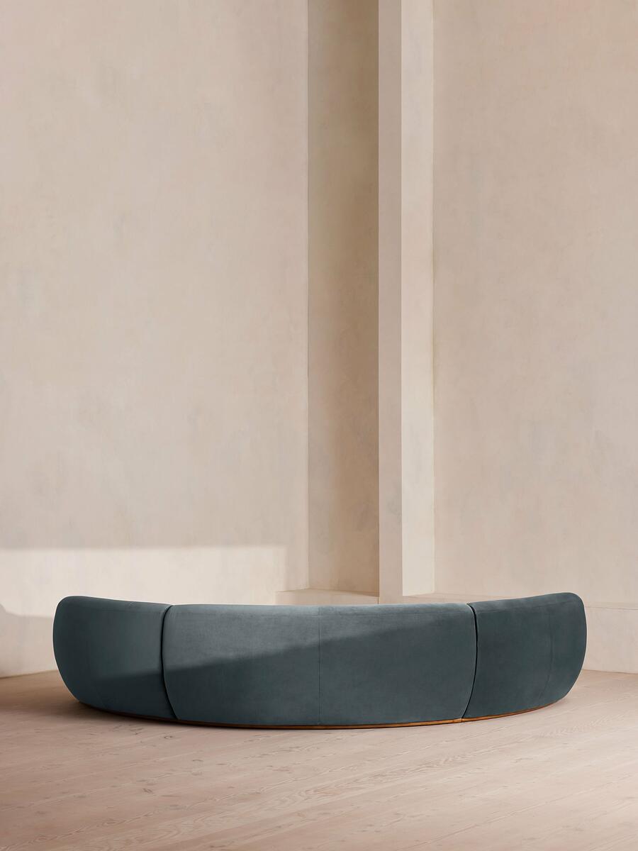 Aline Serpentine Modular Sofa - Four Seater - Grey Blue Velvet - Images - Image 5