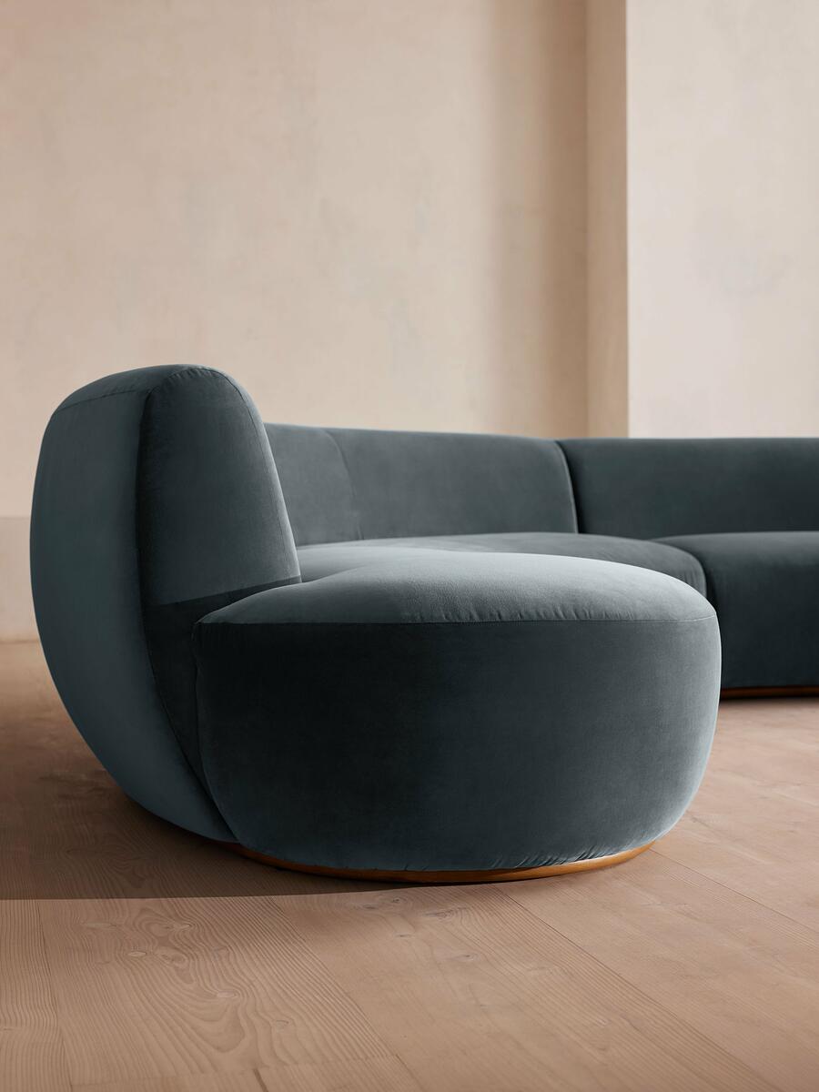 Aline Serpentine Modular Sofa - Four Seater - Grey Blue Velvet - Images - Image 6