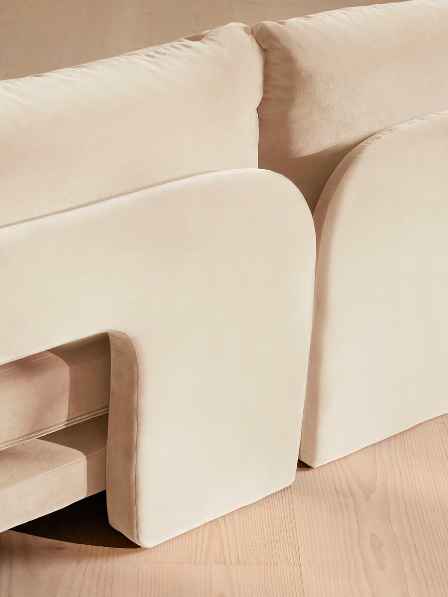 Odell Modular Sofa - Corner Sofa - Velvet - Porcelain - Images - Image 6