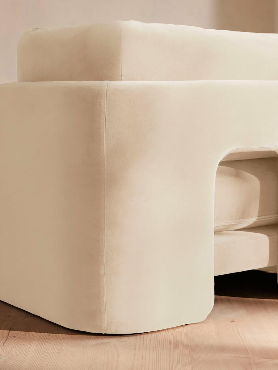 Odell Modular Sofa - Corner Sofa - Velvet - Porcelain - Images - Image 7